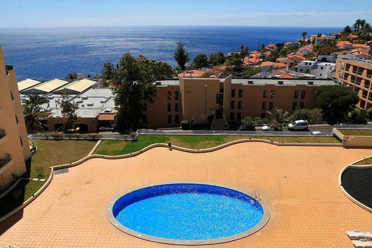 Pia'S Place - Apt With Sea View Canico  Exterior photo